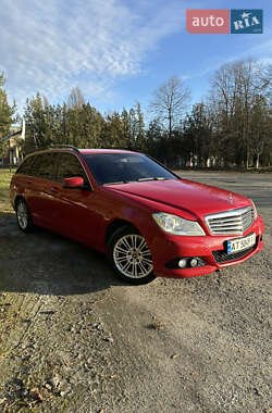 Універсал Mercedes-Benz C-Class 2012 в Надвірній
