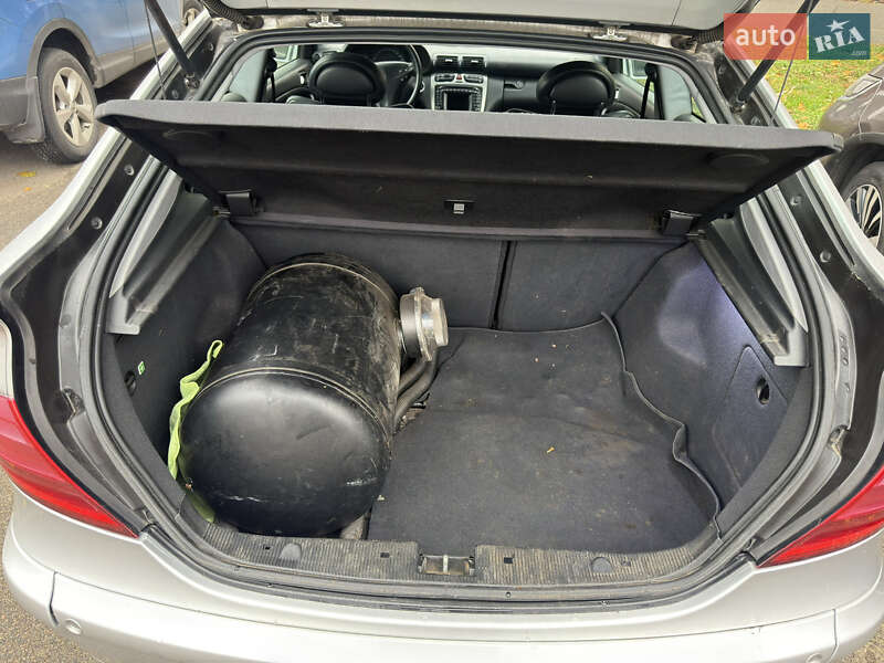 Купе Mercedes-Benz C-Class 2001 в Киеве