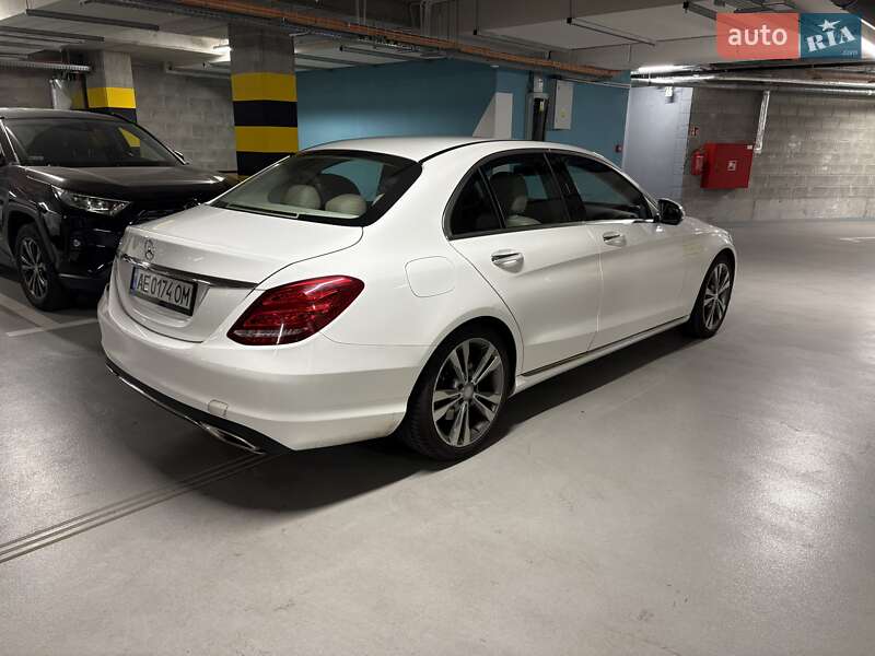 Седан Mercedes-Benz C-Class 2016 в Киеве фото 7 Седан Mercedes-Benz C-Class 2016 в Киеве