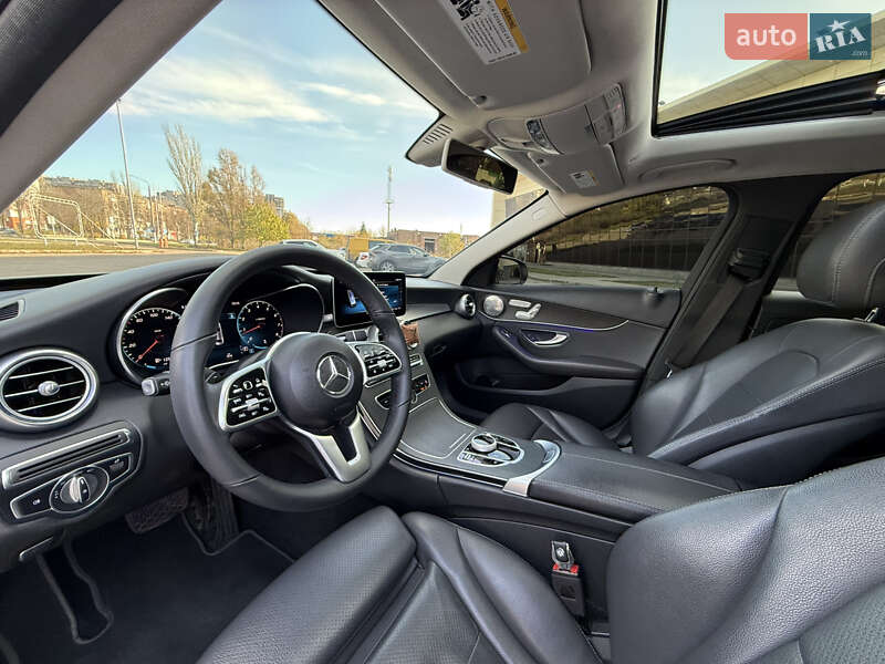 Седан Mercedes-Benz C-Class 2018 в Запоріжжі фото 13 Седан Mercedes-Benz C-Class 2018 в Запоріжжі