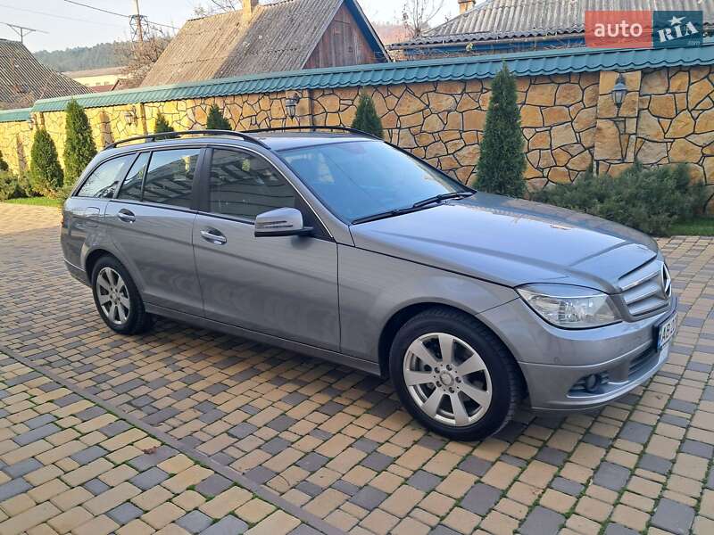 Универсал Mercedes-Benz C-Class 2008 в Могилев-Подольске