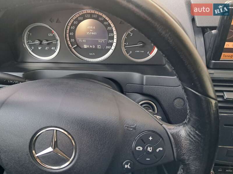 Универсал Mercedes-Benz C-Class 2008 в Могилев-Подольске