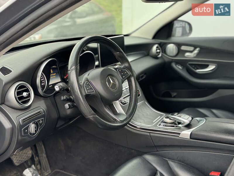 Седан Mercedes-Benz C-Class 2016 в Львові фото 14 Седан Mercedes-Benz C-Class 2016 в Львові