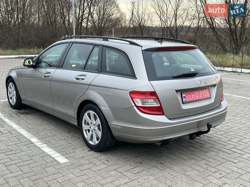 Універсал Mercedes-Benz C-Class 2008 в Луцьку