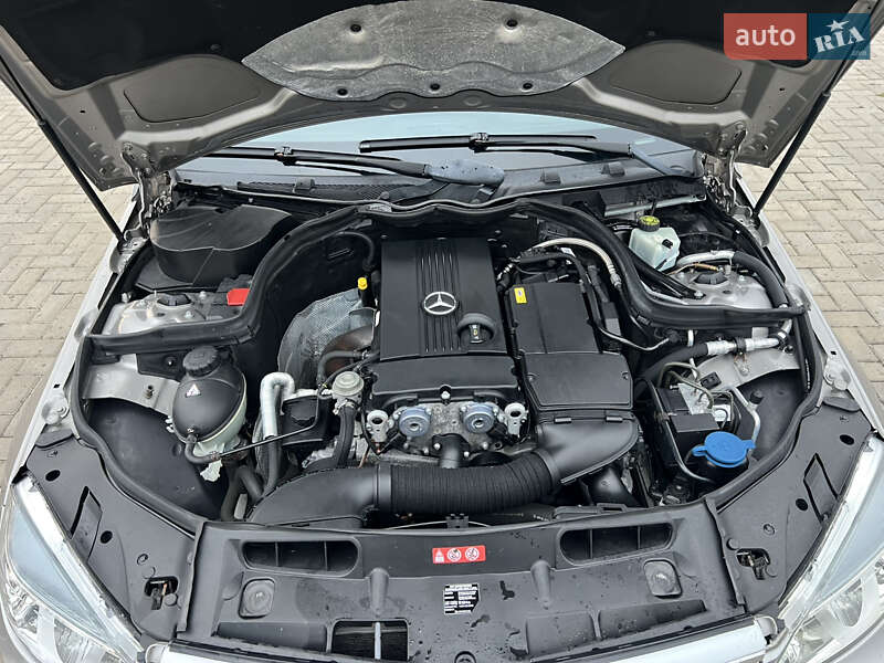 Універсал Mercedes-Benz C-Class 2008 в Луцьку
