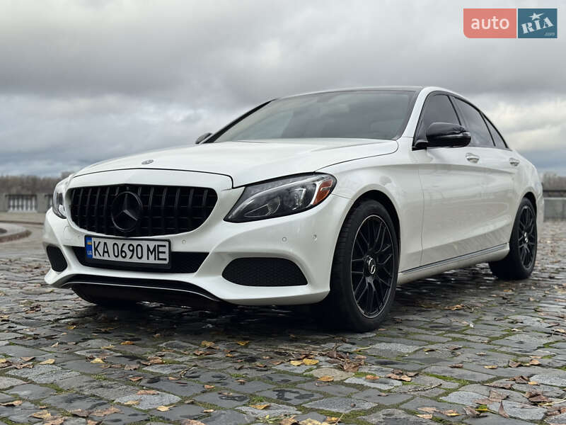 Седан Mercedes-Benz C-Class 2017 в Киеве