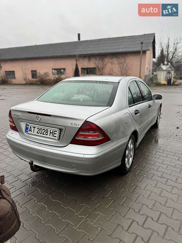 Седан Mercedes-Benz C-Class 2004 в Івано-Франківську фото 7 Седан Mercedes-Benz C-Class 2004 в Івано-Франківську