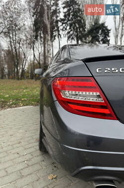 Купе Mercedes-Benz C-Class 2012 в Запорожье