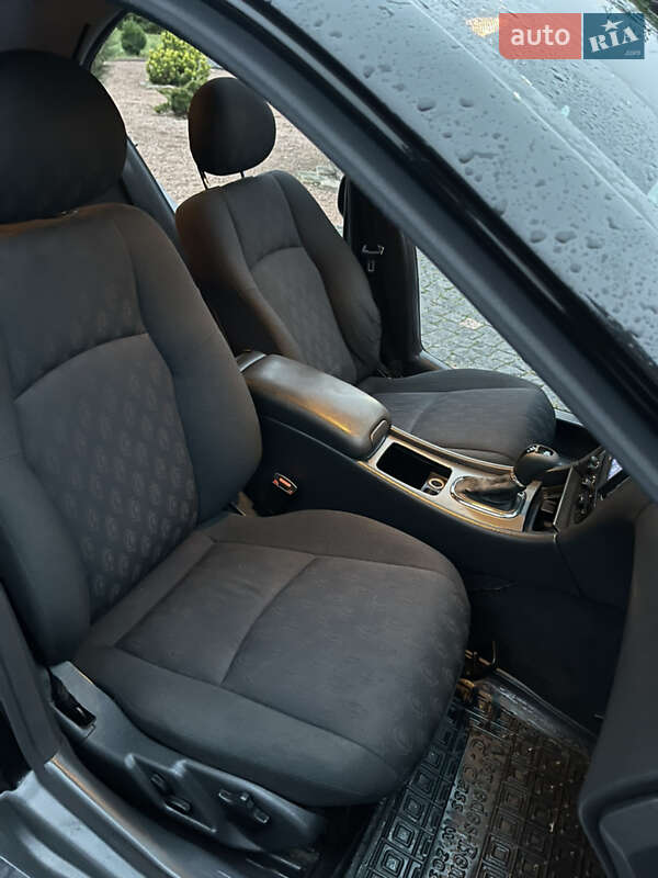 Седан Mercedes-Benz C-Class 2003 в Житомирі фото 26 Седан Mercedes-Benz C-Class 2003 в Житомирі