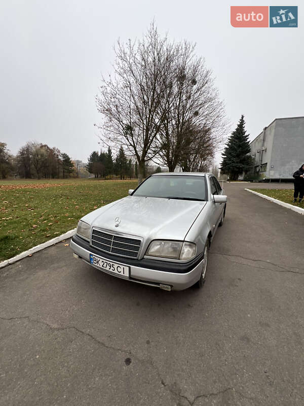 Седан Mercedes-Benz C-Class 1997 в Ровно фото 3 Седан Mercedes-Benz C-Class 1997 в Ровно
