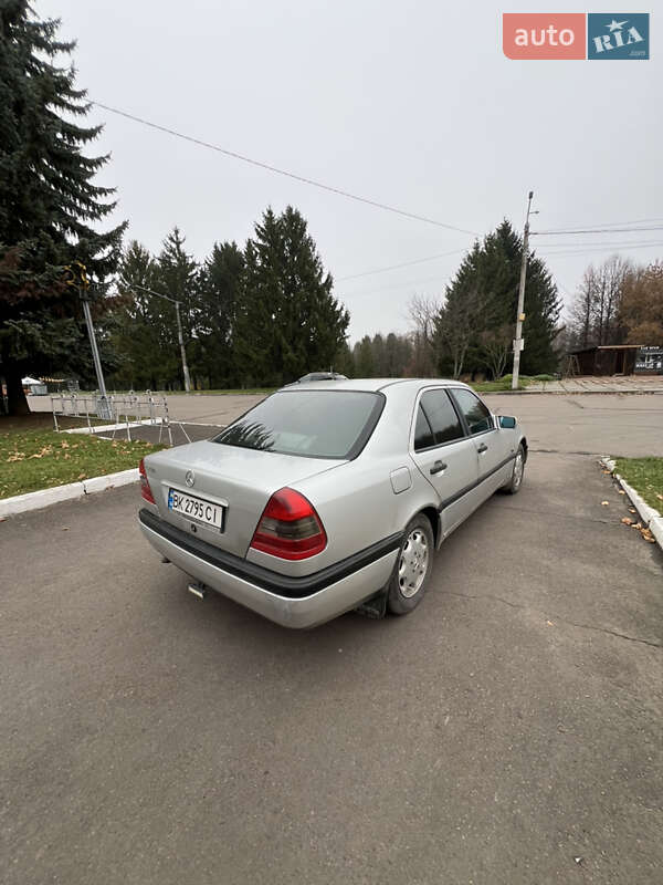 Седан Mercedes-Benz C-Class 1997 в Ровно фото 8 Седан Mercedes-Benz C-Class 1997 в Ровно