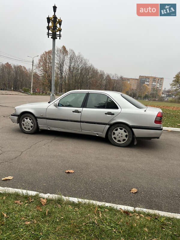 Седан Mercedes-Benz C-Class 1997 в Ровно фото 18 Седан Mercedes-Benz C-Class 1997 в Ровно