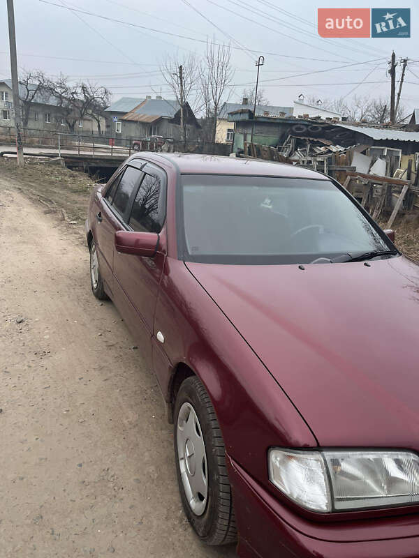 Седан Mercedes-Benz C-Class 1999 в Дрогобичі