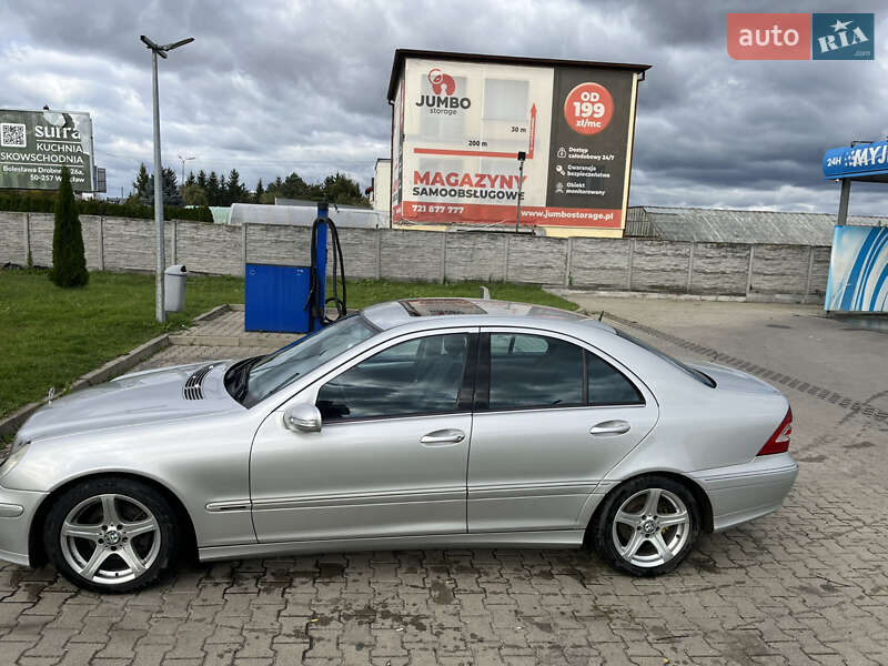 Седан Mercedes-Benz C-Class 2005 в Луцьку