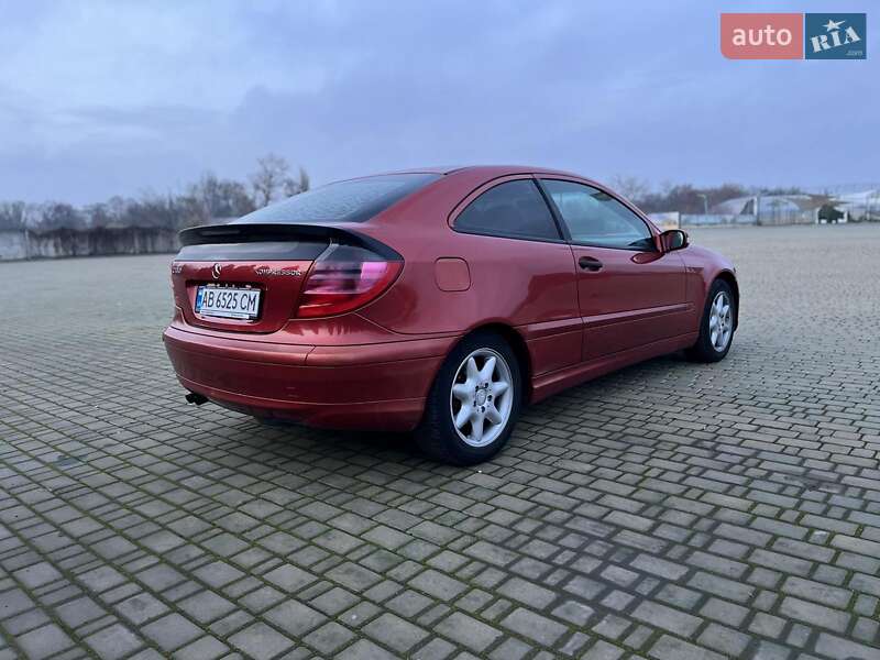 Купе Mercedes-Benz C-Class 2003 в Килии