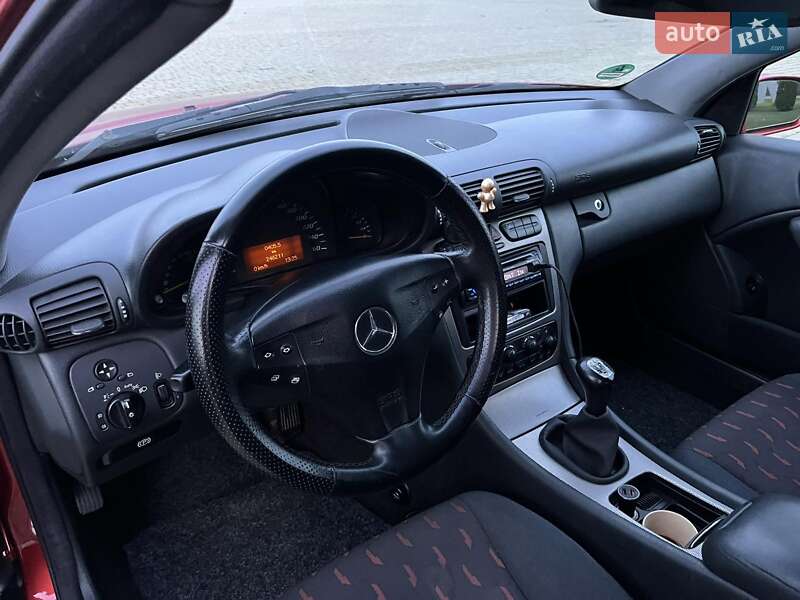 Купе Mercedes-Benz C-Class 2003 в Килии
