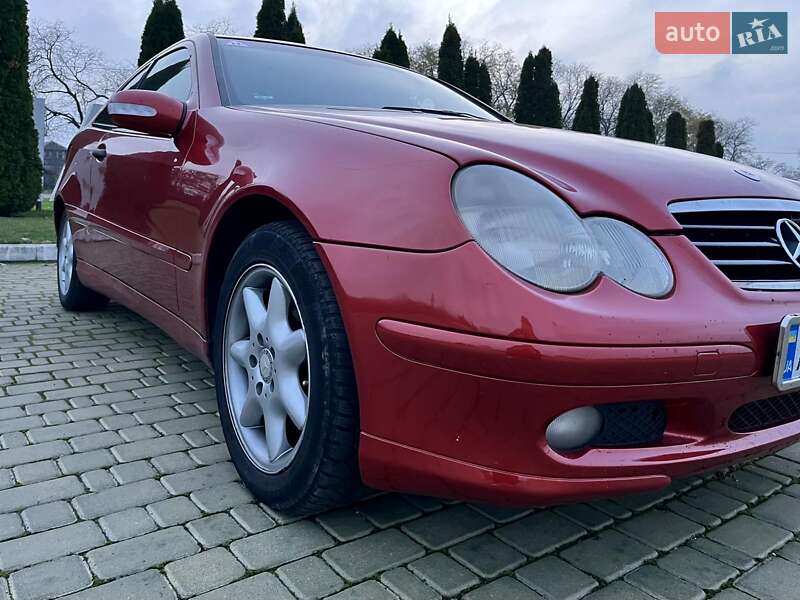 Купе Mercedes-Benz C-Class 2003 в Килии