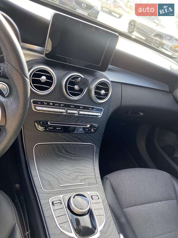 Седан Mercedes-Benz C-Class 2017 в Виннице фото 16 Седан Mercedes-Benz C-Class 2017 в Виннице