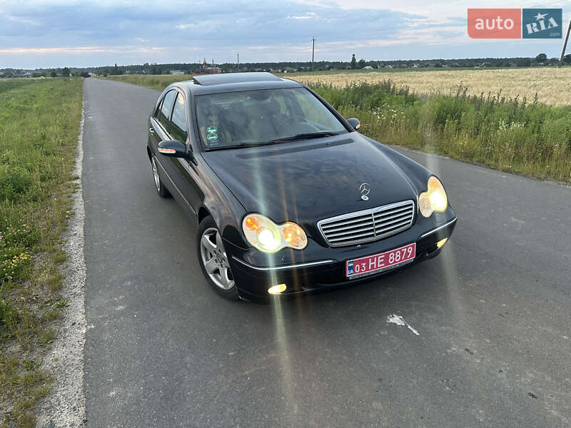 Седан Mercedes-Benz C-Class 2003 в Дерно фото 4 Седан Mercedes-Benz C-Class 2003 в Дерно