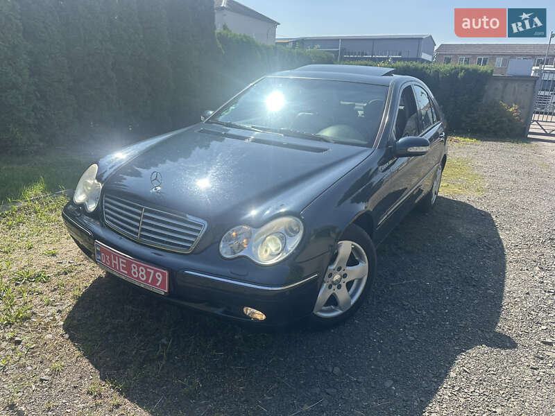 Седан Mercedes-Benz C-Class 2003 в Дерно фото 10 Седан Mercedes-Benz C-Class 2003 в Дерно