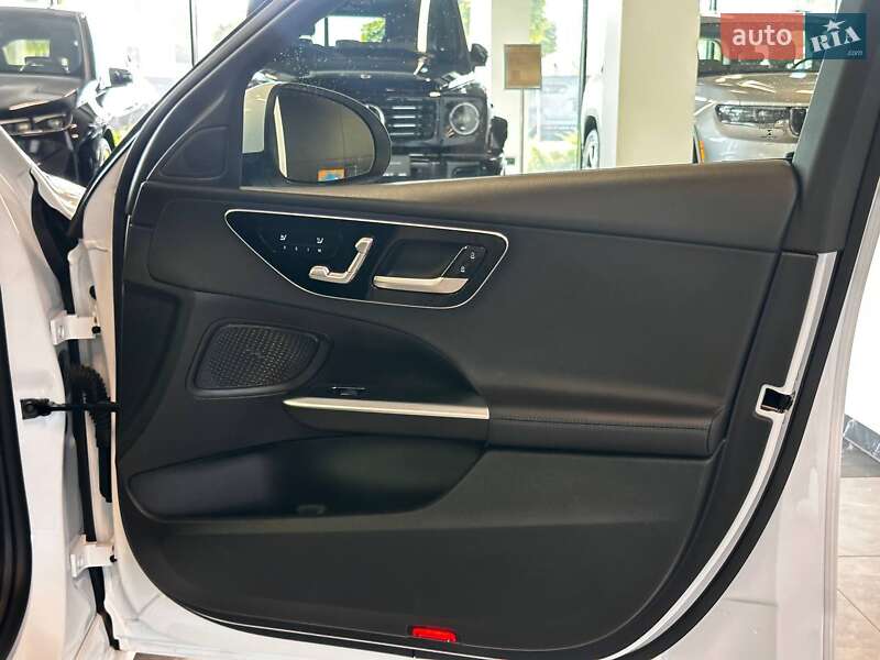 Седан Mercedes-Benz C-Class 2021 в Львове