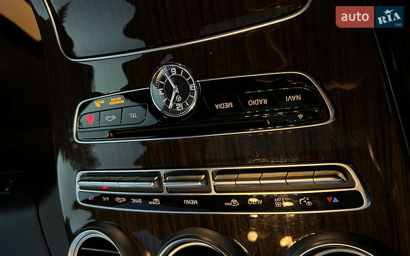 Седан Mercedes-Benz C-Class 2017 в Львові