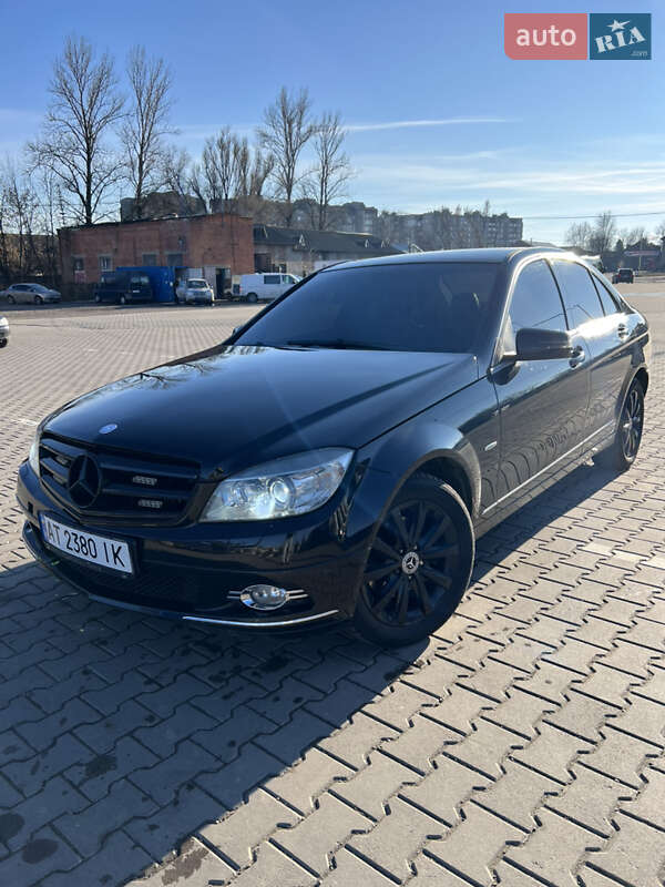 Седан Mercedes-Benz C-Class 2008 в Коломиї фото Седан Mercedes-Benz C-Class 2008 в Коломиї