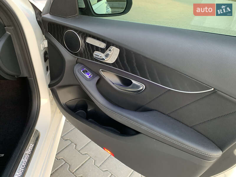 Седан Mercedes-Benz C-Class 2019 в Тернополе