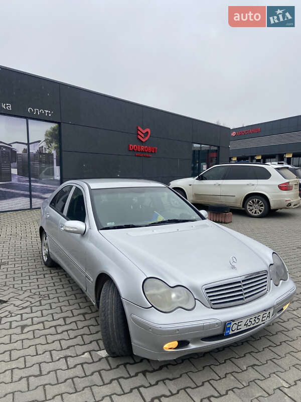 Седан Mercedes-Benz C-Class 2002 в Кіцмані