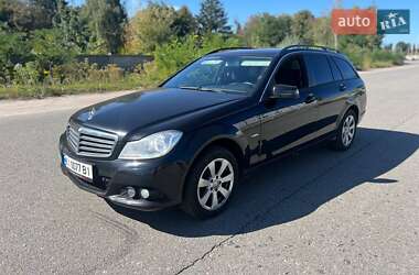 Універсал Mercedes-Benz C-Class 2012 в Києві