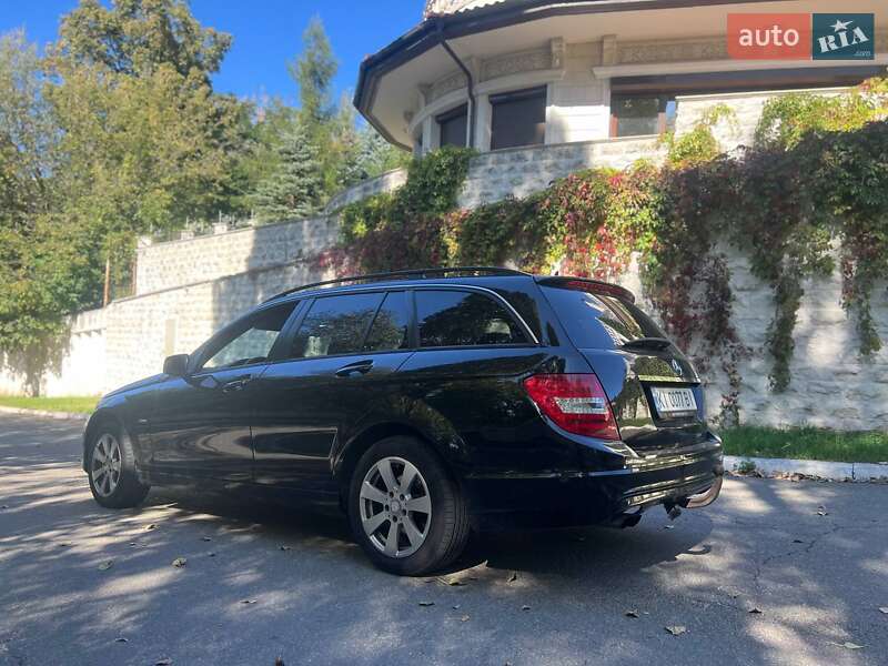 Універсал Mercedes-Benz C-Class 2012 в Києві фото 24 Універсал Mercedes-Benz C-Class 2012 в Києві