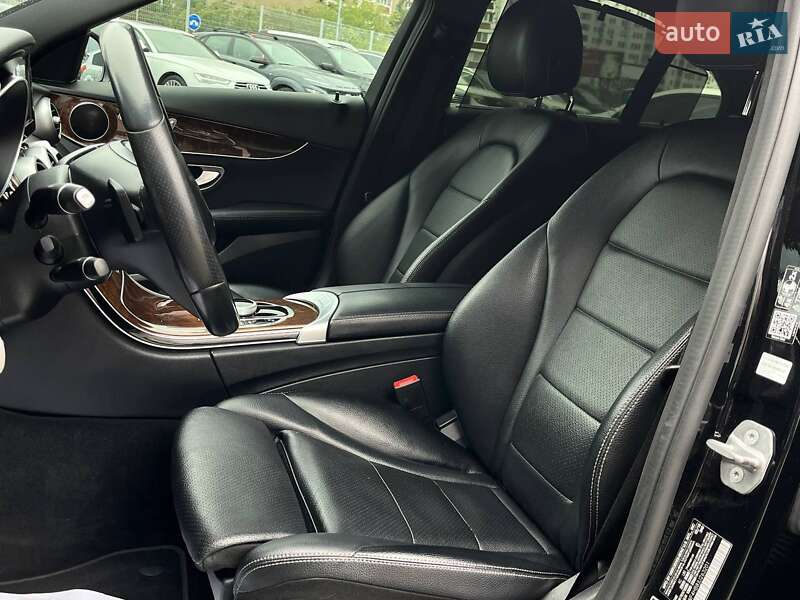 Седан Mercedes-Benz C-Class 2018 в Киеве