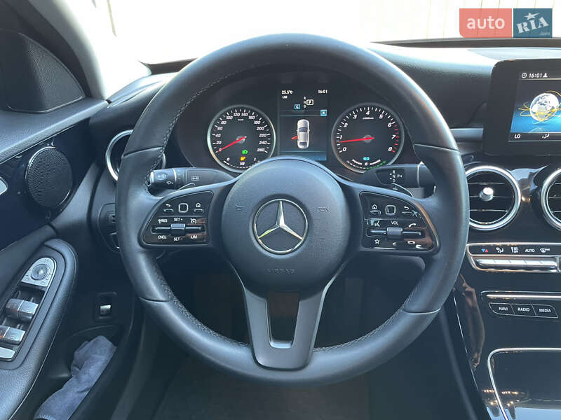 Седан Mercedes-Benz C-Class 2018 в Киеве
