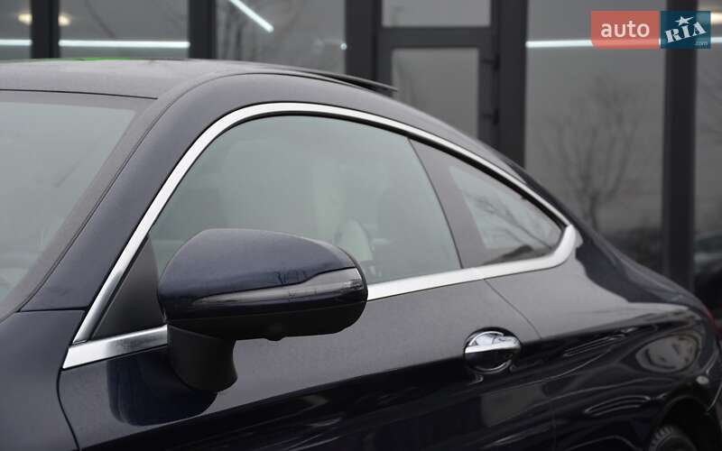 Купе Mercedes-Benz C-Class 2020 в Киеве фото 18 Купе Mercedes-Benz C-Class 2020 в Киеве