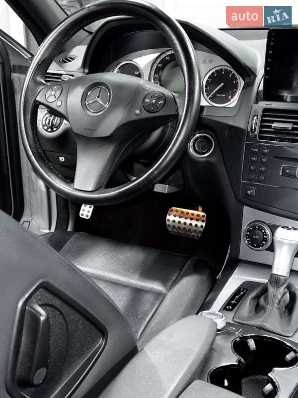 Седан Mercedes-Benz C-Class 2007 в Киеве фото 15 Седан Mercedes-Benz C-Class 2007 в Киеве