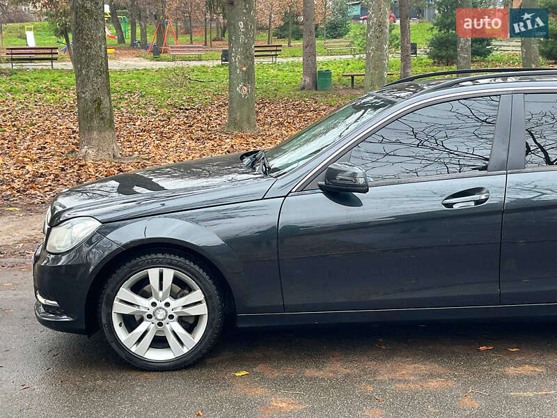 Универсал Mercedes-Benz C-Class 2013 в Киеве фото 6 Универсал Mercedes-Benz C-Class 2013 в Киеве
