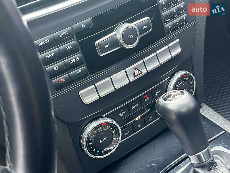 Универсал Mercedes-Benz C-Class 2013 в Киеве фото 35 Универсал Mercedes-Benz C-Class 2013 в Киеве