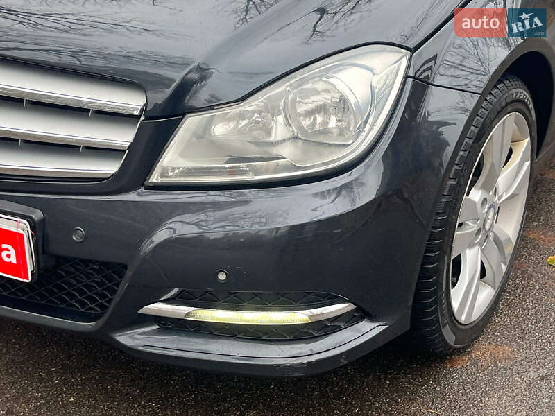 Универсал Mercedes-Benz C-Class 2013 в Киеве фото 5 Универсал Mercedes-Benz C-Class 2013 в Киеве