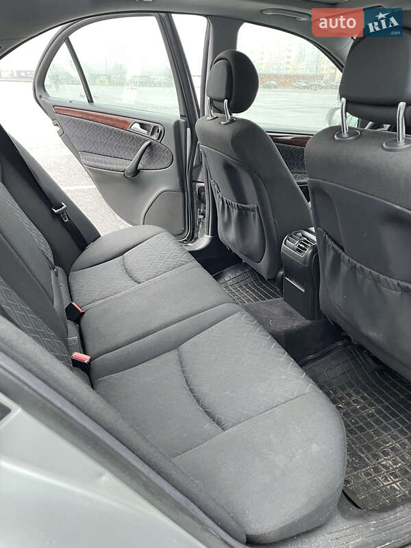 Седан Mercedes-Benz C-Class 2000 в Коцюбинском
