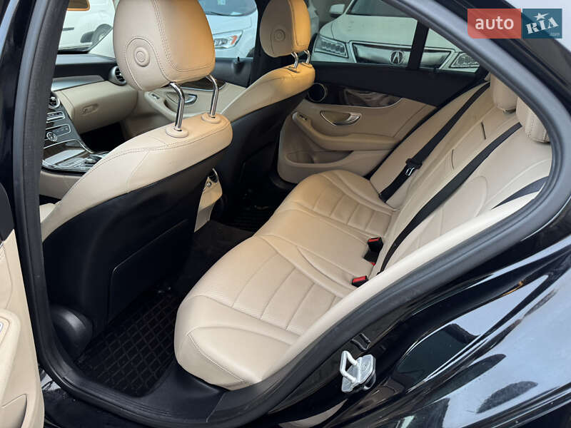 Седан Mercedes-Benz C-Class 2015 в Запорожье