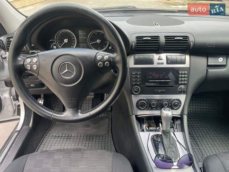 Седан Mercedes-Benz C-Class 2007 в Дніпрі
