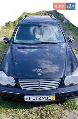 Универсал Mercedes-Benz C-Class 2003 в Киеве