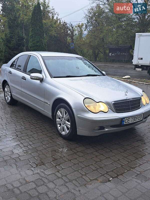 Седан Mercedes-Benz C-Class 2003 в Малинцах