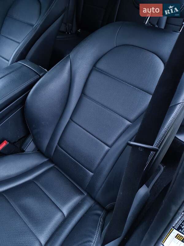 Седан Mercedes-Benz C-Class 2019 в Киеве фото 15 Седан Mercedes-Benz C-Class 2019 в Киеве