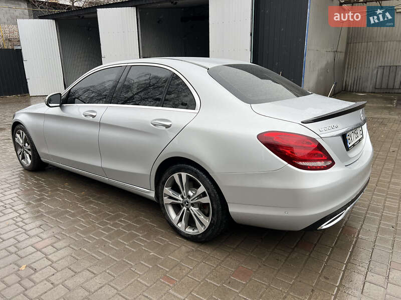 Седан Mercedes-Benz C-Class 2017 в Ізяславі