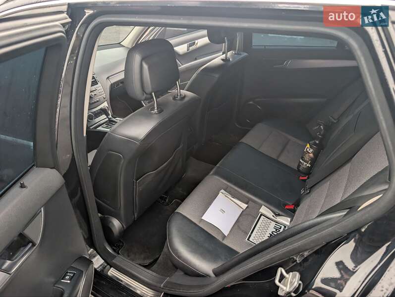 Универсал Mercedes-Benz C-Class 2009 в Ужгороде фото 5 Универсал Mercedes-Benz C-Class 2009 в Ужгороде