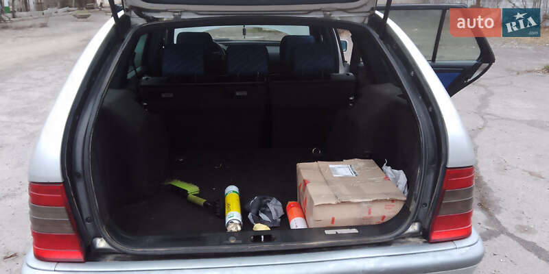 Універсал Mercedes-Benz C-Class 1999 в Хмельницькому