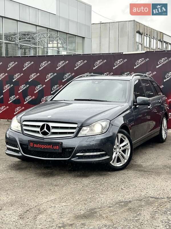 Універсал Mercedes-Benz C-Class 2012 в Сумах