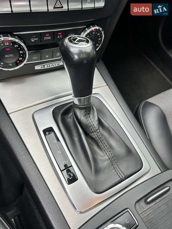 Універсал Mercedes-Benz C-Class 2012 в Сумах