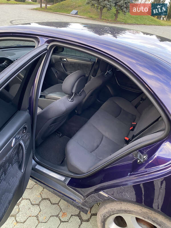 Седан Mercedes-Benz C-Class 2001 в Дубно